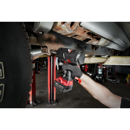 Clé à Chocs Milwaukee M18 – Couple élevé Avec Bague De Friction, Sans Batterie