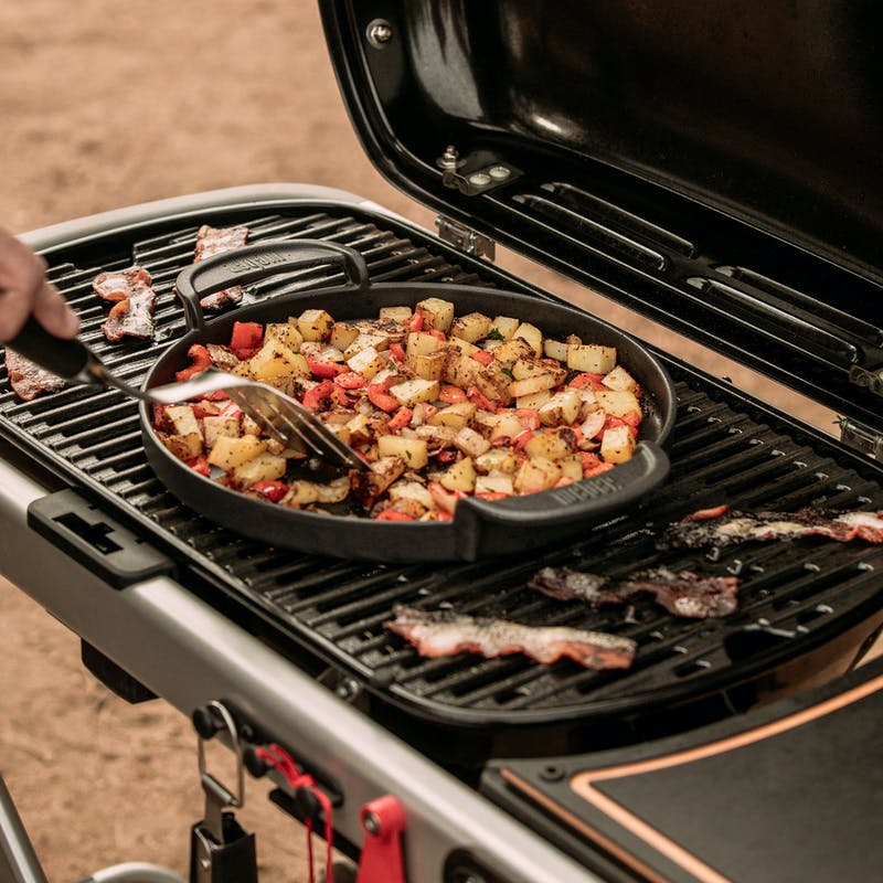 Weber Traveler Portable Gas Grill - BLACK - WB9010001